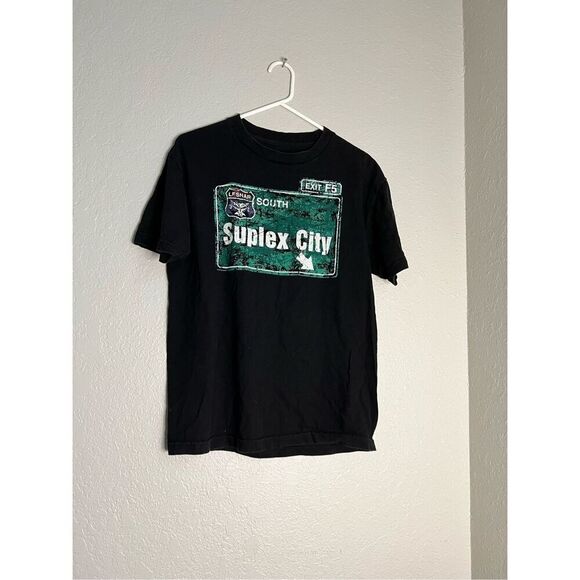 Brock Lesnar Suplex City Danger Ahead WWE Authentic Wear Black T-Shirt Size M - Picture 1 of 4